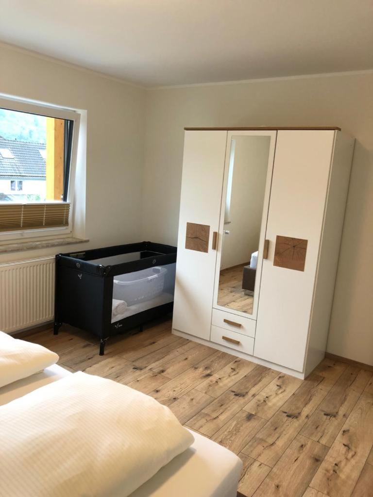 Apartamento Haus Cornelia Einruhr Exterior foto