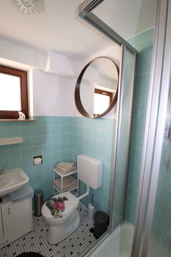 Apartamento Haus Cornelia Einruhr Exterior foto