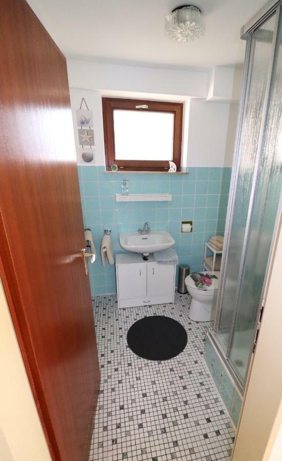 Apartamento Haus Cornelia Einruhr Exterior foto